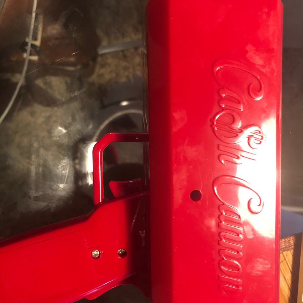 Money spraying gun